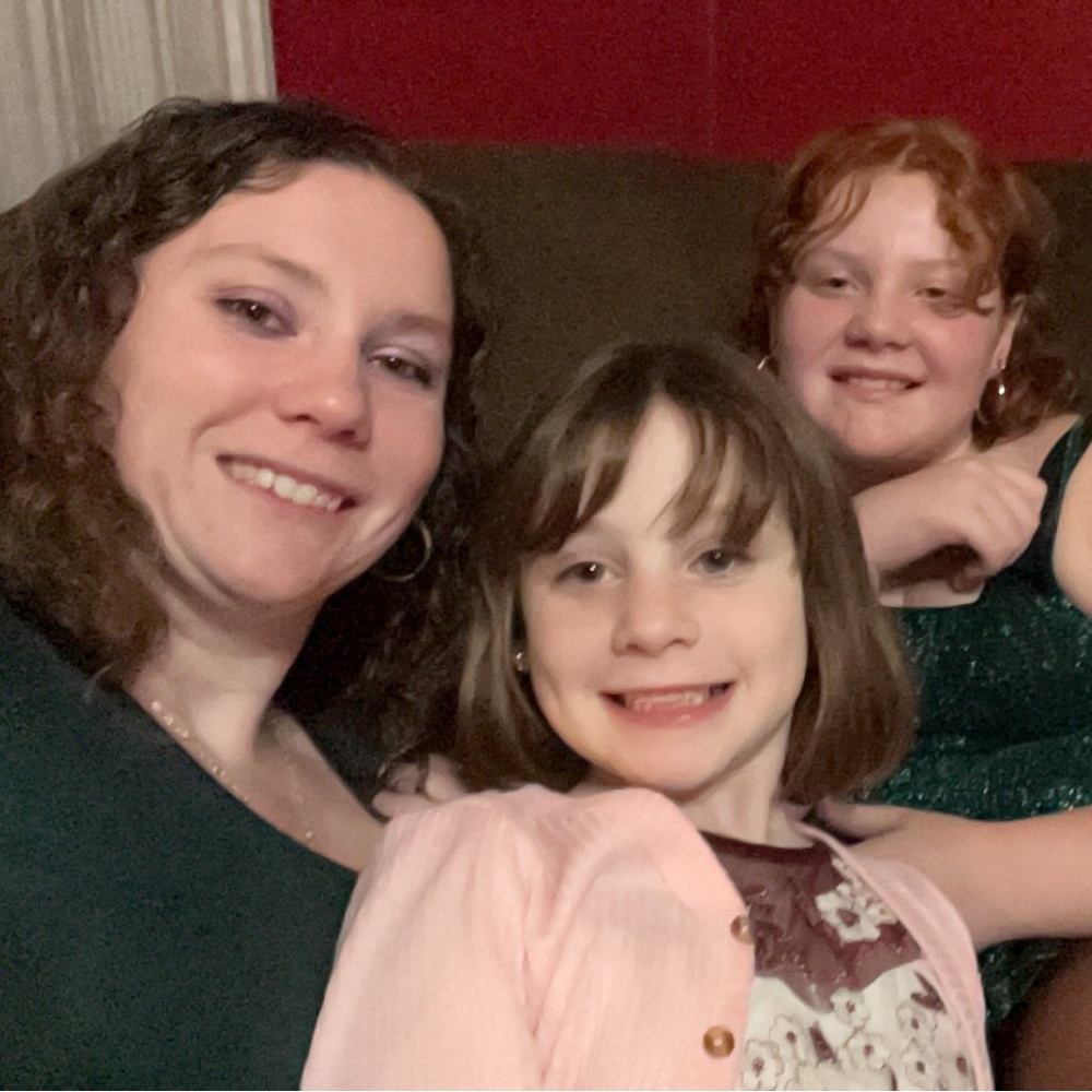 Meet your Posher, Courtney & Family